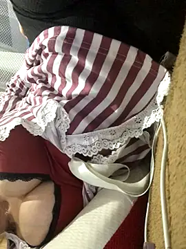 AlevNaz online show from November 2025 08:19:01 PM