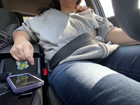 Snapshot of GirlSquirt chatting on September 2025 04:51:02 PM GirlSquirt online show from September 2025 04:51:02 PM