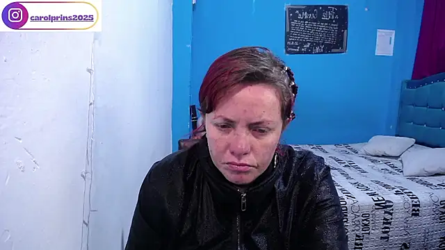 carolinhe  online show from March 2026 12:16:02 PM