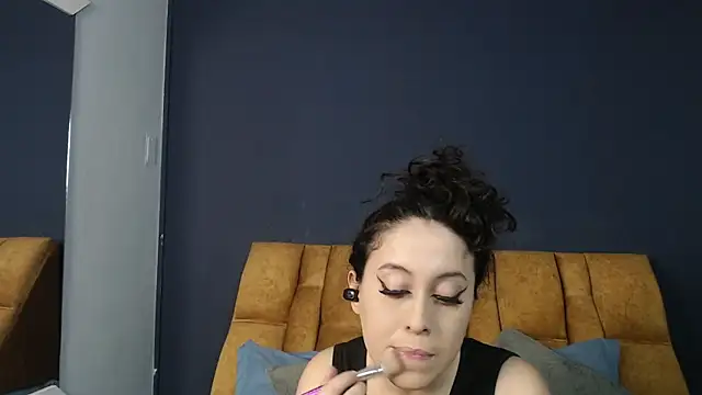 KendraaSimons online show from May 2026 07:53:01 PM