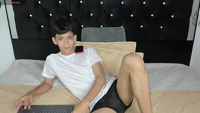 Sebas cat online show from May 2026 01:55:01 AM