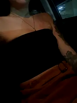 Snapshot of Coralink chatting on December 2025 02:50:01 AM Coralink online show from December 2025 02:50:01 AM