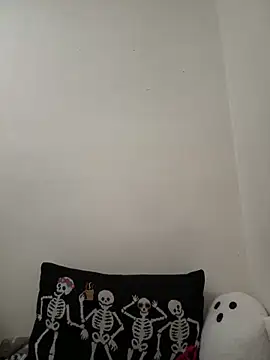 Snapshot of babykalirose chatting on November 2025 03:53:02 AM babykalirose online show from November 2025 03:53:02 AM