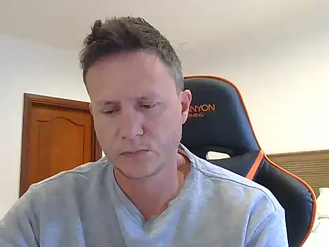 TroyDieselXXX online show from December 2025 05:04:02 AM