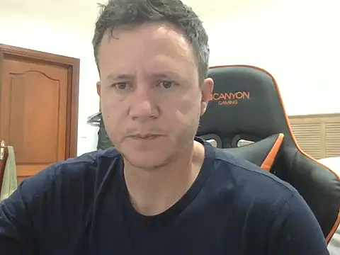 TroyDieselXXX online show from May 2026 04:18:01 AM