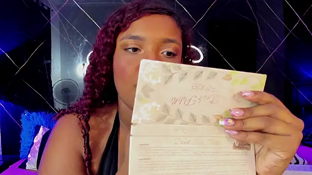 Snapshot of Alaia_Gutierrez chatting on October 2025 09:01:01 PM Alaia Gutierrez online show from October 2025 09:01:01 PM