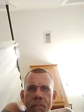 Snapshot of helldonk chatting on September 2025 04:01:02 AM helldonk online show from September 2025 04:01:02 AM