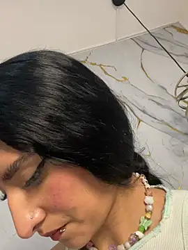 Scaarlettfox online show from February 2026 06:03:01 PM