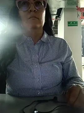 Romina693 online show from October 2025 05:41:01 AM