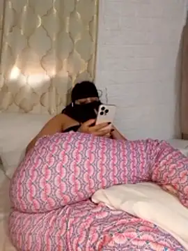 Snapshot of Samaarsexy23 chatting on November 2025 11:40:02 AM Samaarsexy23 online show from November 2025 11:40:02 AM