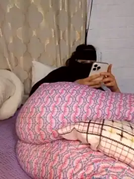 Snapshot of Samaarsexy23 chatting on December 2025 01:05:02 PM Samaarsexy23 online show from December 2025 01:05:02 PM