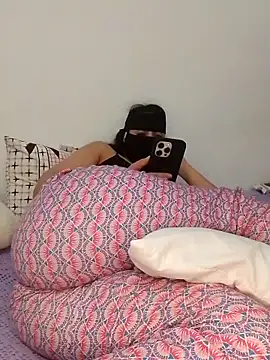 Snapshot of Samaarsexy23 chatting on December 2025 06:48:01 PM Samaarsexy23 online show from December 2025 06:48:01 PM