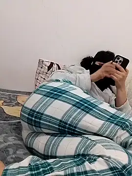 Snapshot of Samaarsexy23 chatting on February 2026 12:32:02 PM Samaarsexy23 online show from February 2026 12:32:02 PM