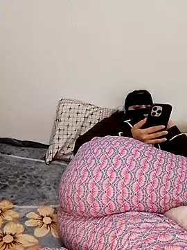 Snapshot of Samaarsexy23 chatting on February 2026 12:25:01 PM Samaarsexy23 online show from February 2026 12:25:01 PM