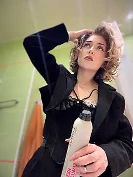 Snapshot of KellyKeler chatting on March 2026 10:38:01 AM KellyKeler online show from March 2026 10:38:01 AM