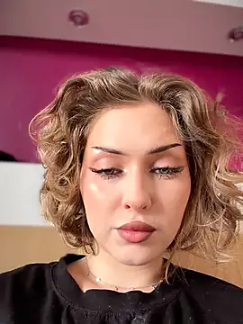 Snapshot of KellyKeler chatting on April 2026 11:08:01 AM KellyKeler online show from April 2026 11:08:01 AM