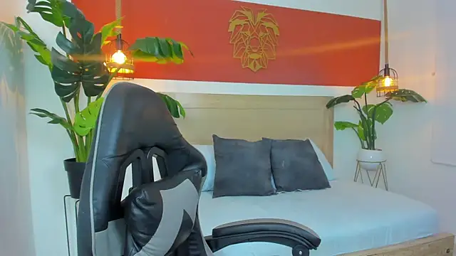 kitty sweeety  online show from November 2025 07:46:01 PM