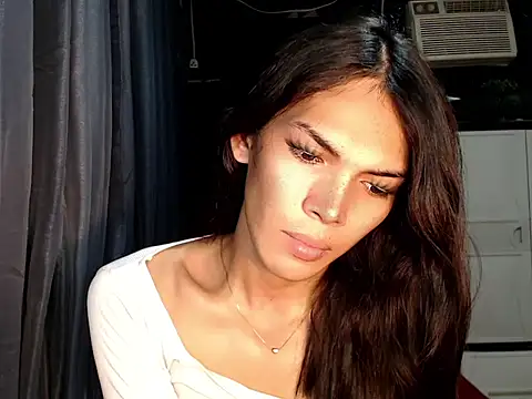 ladyhotcuming online show from July 2026 11:06:02 AM