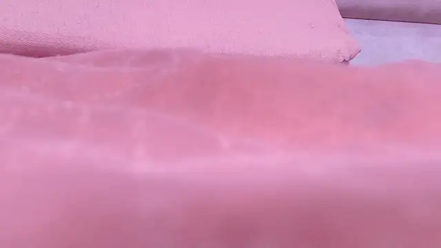 Snapshot of emmacurvy chatting on September 2025 03:07:02 AM emmacurvy online show from September 2025 03:07:02 AM