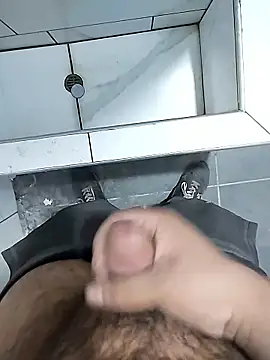 Snapshot of Davidlm25 chatting on January 2026 12:45:02 AM Davidlm25 online show from January 2026 12:45:02 AM