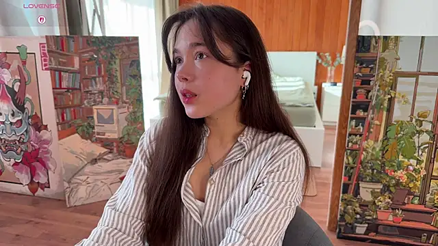 Snapshot of PlumyBun chatting on April 2026 12:38:02 AM PlumyBun online show from April 2026 12:38:02 AM