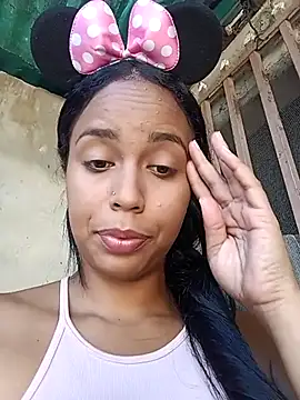 Fernanda30 online show from November 2025 02:04:01 PM