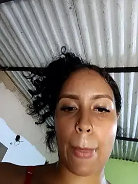 Fernanda30 online show from May 2026 11:45:02 PM