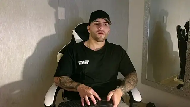 Ades Lowe online show from September 2025 12:10:02 PM