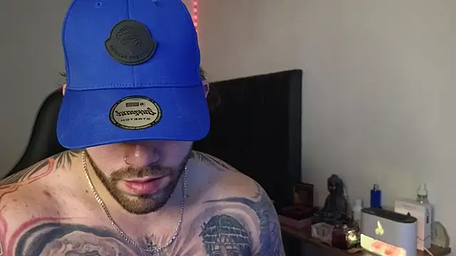 Ades Lowe online show from March 2026 09:21:02 PM