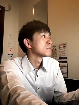 yuma0815 online show from November 2025 04:37:01 AM