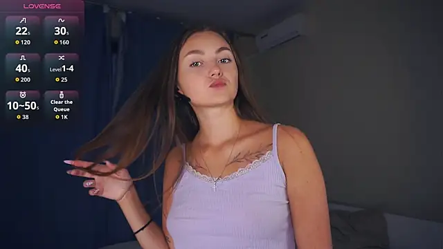 Snapshot of LoraDavi chatting on October 2025 07:30:01 AM LoraDavi online show from October 2025 07:30:01 AM