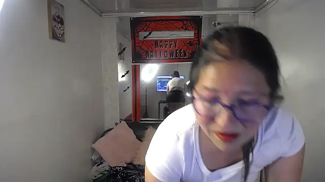 scarlett widow  online show from October 2025 02:56:01 AM