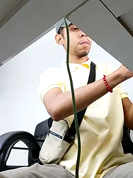 Oqui online show from February 2026 06:50:02 PM