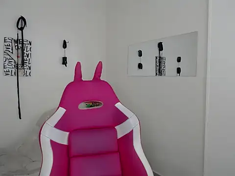 kendall-Jenner online show from March 2026 05:51:02 PM