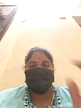 Snapshot of Villageanuty chatting on September 2025 09:20:02 AM Villageanuty online show from September 2025 09:20:02 AM