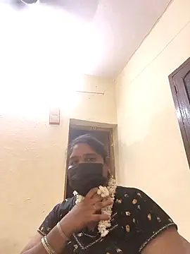 Snapshot of Villageanuty chatting on September 2025 06:08:01 PM Villageanuty online show from September 2025 06:08:01 PM