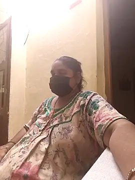 Snapshot of Villageanuty chatting on September 2025 03:28:02 PM Villageanuty online show from September 2025 03:28:02 PM