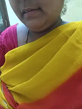 Snapshot of Villageanuty chatting on October 2025 12:57:02 PM Villageanuty online show from October 2025 12:57:02 PM