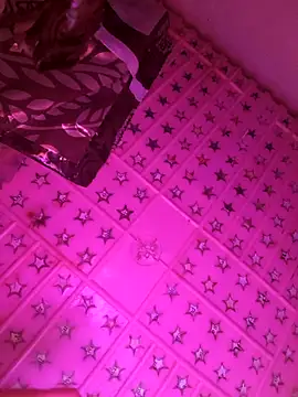 Snapshot of Villageanuty chatting on October 2025 06:31:01 PM Villageanuty online show from October 2025 06:31:01 PM