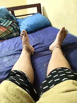 Snapshot of Villageanuty chatting on October 2025 12:06:02 PM Villageanuty online show from October 2025 12:06:02 PM