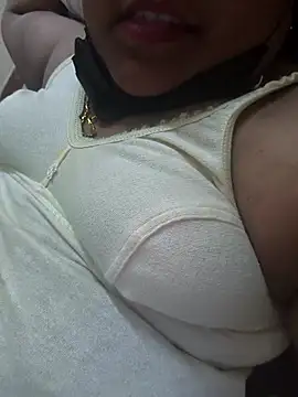 Snapshot of Villageanuty chatting on October 2025 09:19:01 AM Villageanuty online show from October 2025 09:19:01 AM