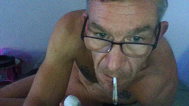 Kevinhot38 online show from October 2025 03:32:02 AM