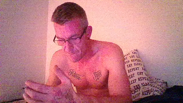 Kevinhot38 online show from December 2025 01:12:02 AM