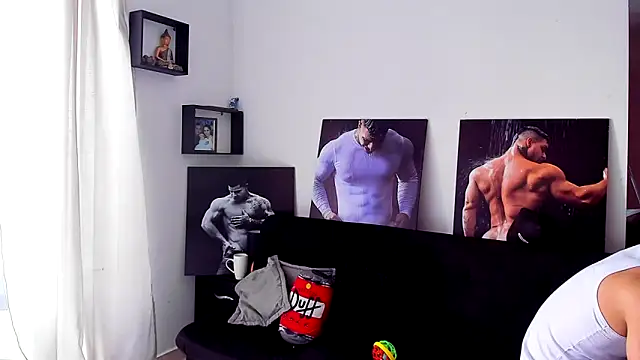 Snapshot of Marck_Mathews chatting on December 2025 02:37:02 PM Marck Mathews online show from December 2025 02:37:02 PM