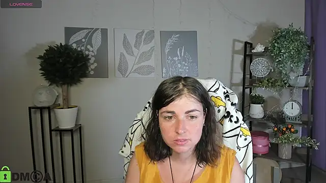 MartaEdams online show from July 2026 05:10:02 AM