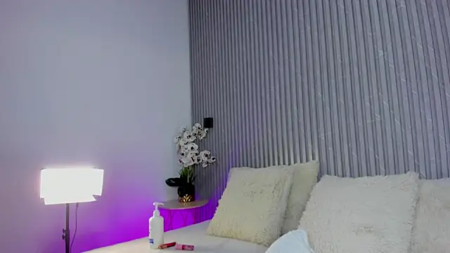 Snapshot of DAFNECOX chatting on September 2025 03:08:02 AM DAFNECOX online show from September 2025 03:08:02 AM