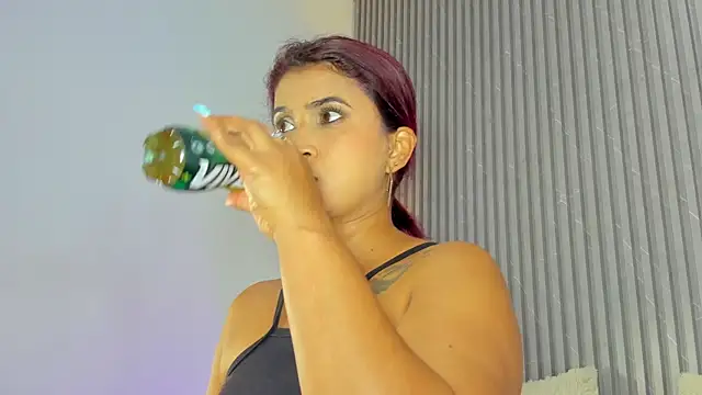 Snapshot of DAFNECOX chatting on October 2025 03:16:01 AM DAFNECOX online show from October 2025 03:16:01 AM