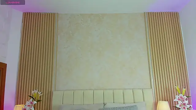 ZOEBARLOWE online show from January 2026 07:06:02 PM