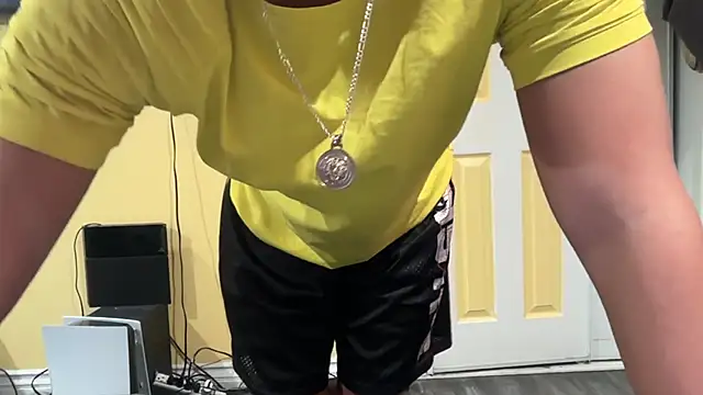 kSwisssxxx online show from November 2025 03:05:01 AM