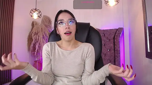 Amara Davis online show from February 2026 04:43:02 AM